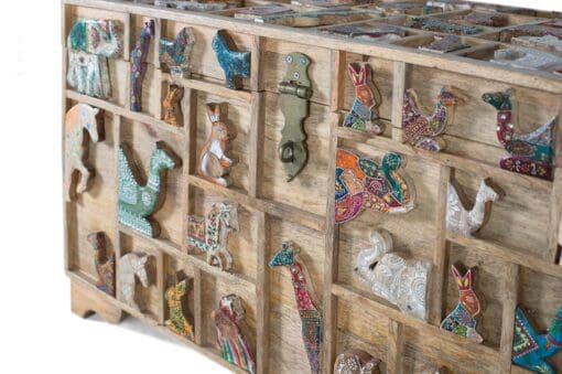 CARVED ANIMAL TRUNK 47x80x40cm - Image 2