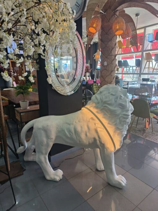 FIGURINE DE LION BLANC – Image 4