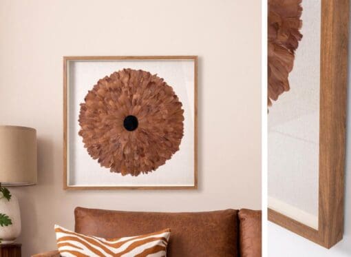 CUADRO VITRINA 100*100 CM, MARCO ROBLE Y PLUMAS CORAL CON PIEDRA CRISTAL