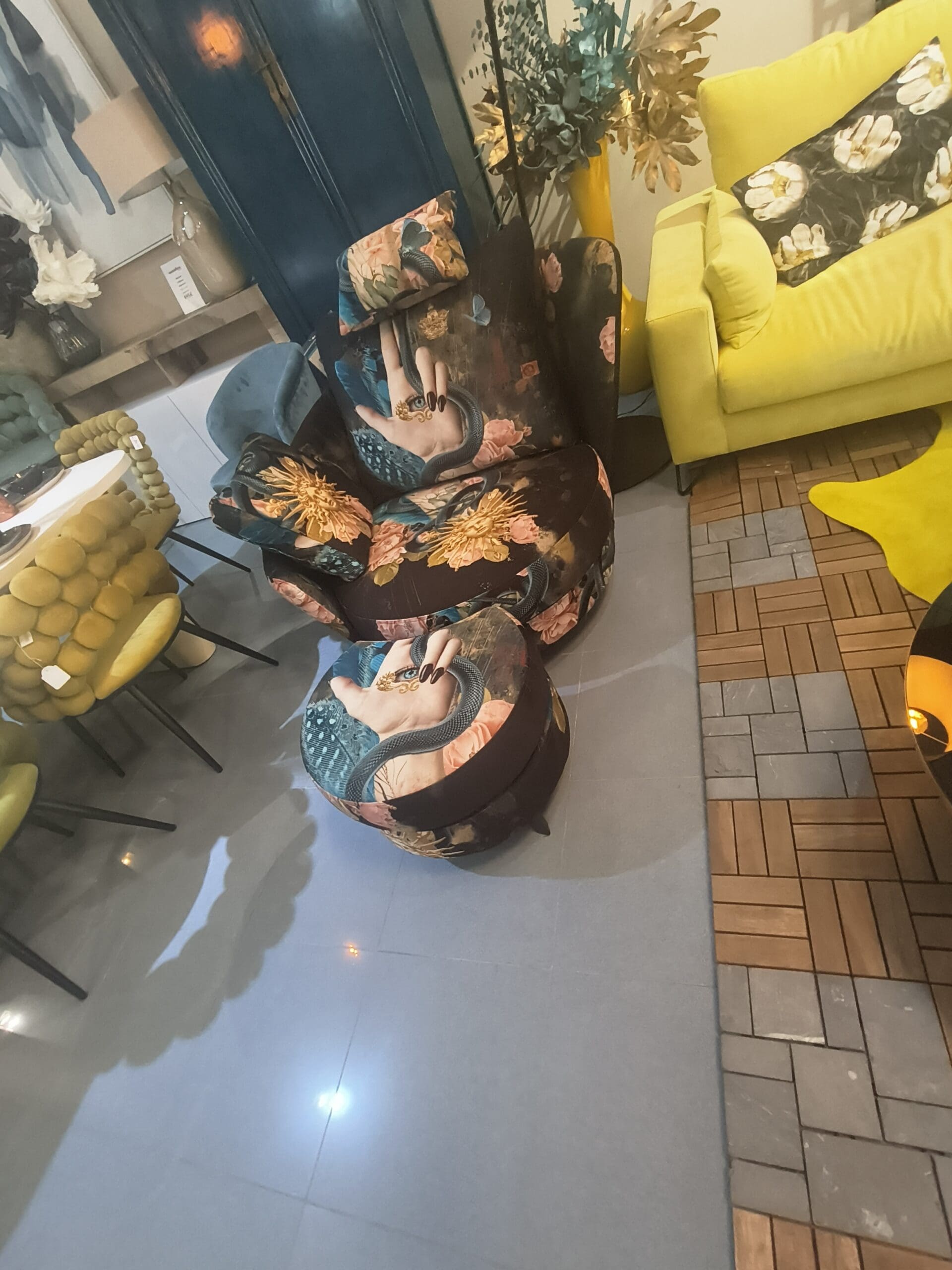 ROXANE SILLON+PUFF T. HAND - Image 2